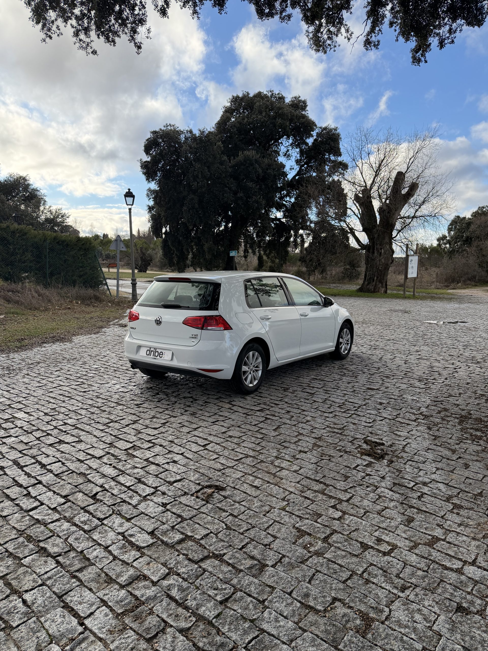 VENDIDO: VOLKSWAGEN GOLF EDITION 1.2 TSI 110CV BMT