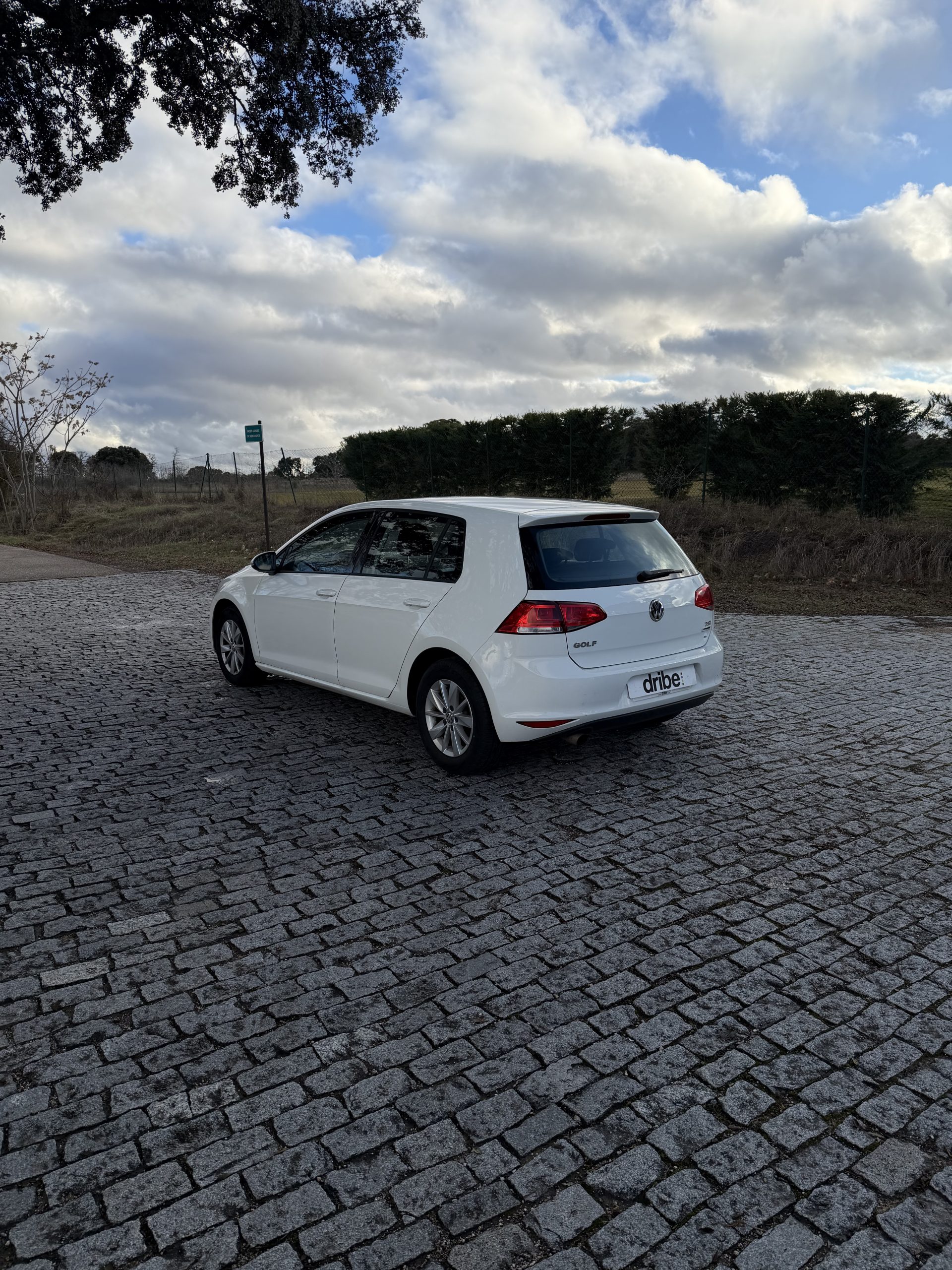 VENDIDO: VOLKSWAGEN GOLF EDITION 1.2 TSI 110CV BMT