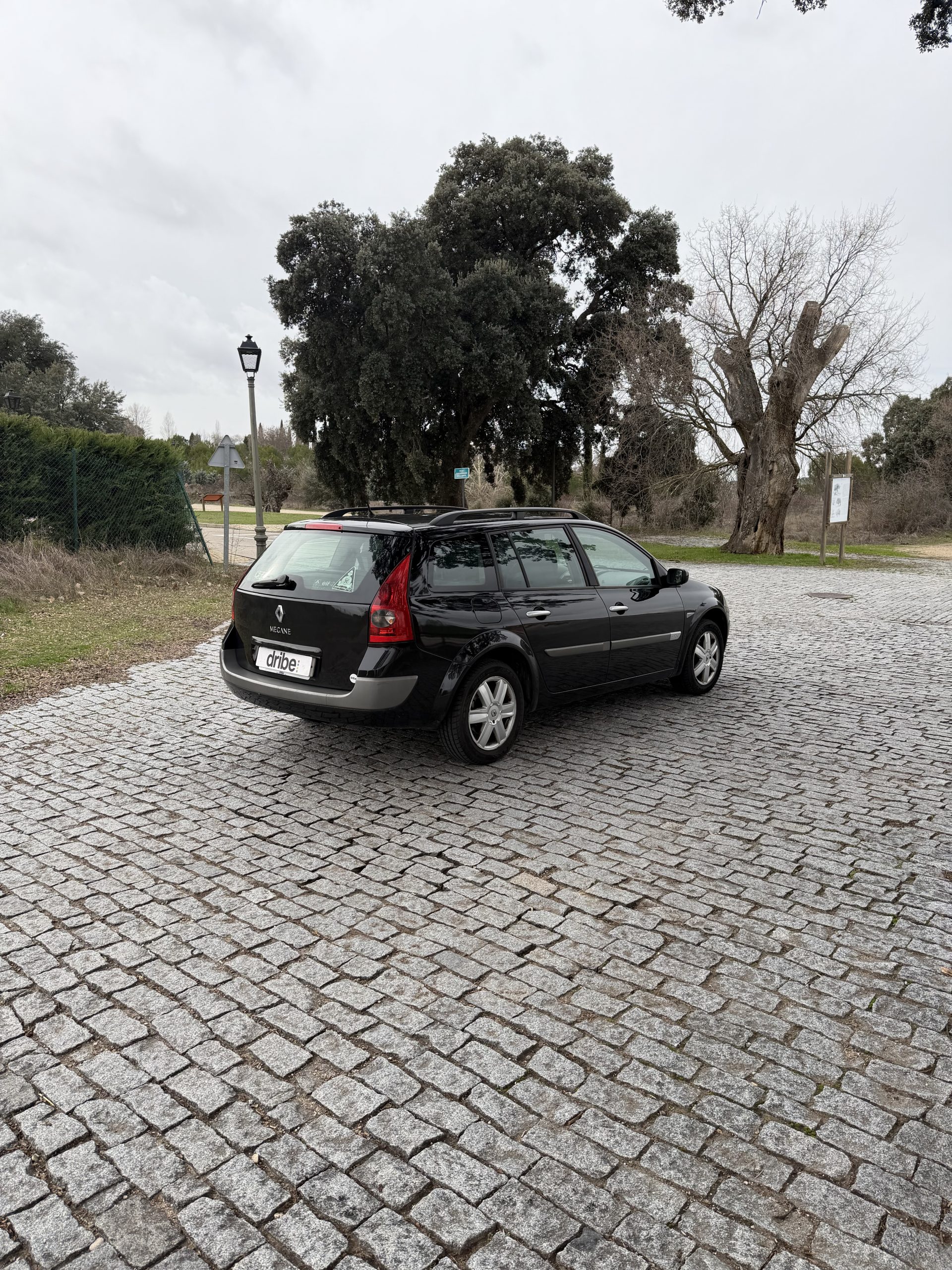 VENDIDO: RENAULT MEGANE GRAND TOUR DYNAMIQUE 1.9DCI 120CV