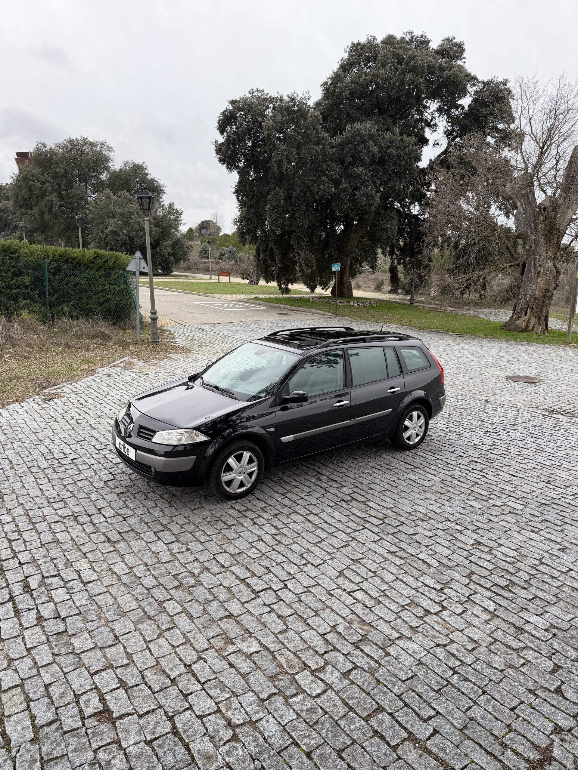 VENDIDO: RENAULT MEGANE GRAND TOUR DYNAMIQUE 1.9DCI 120CV