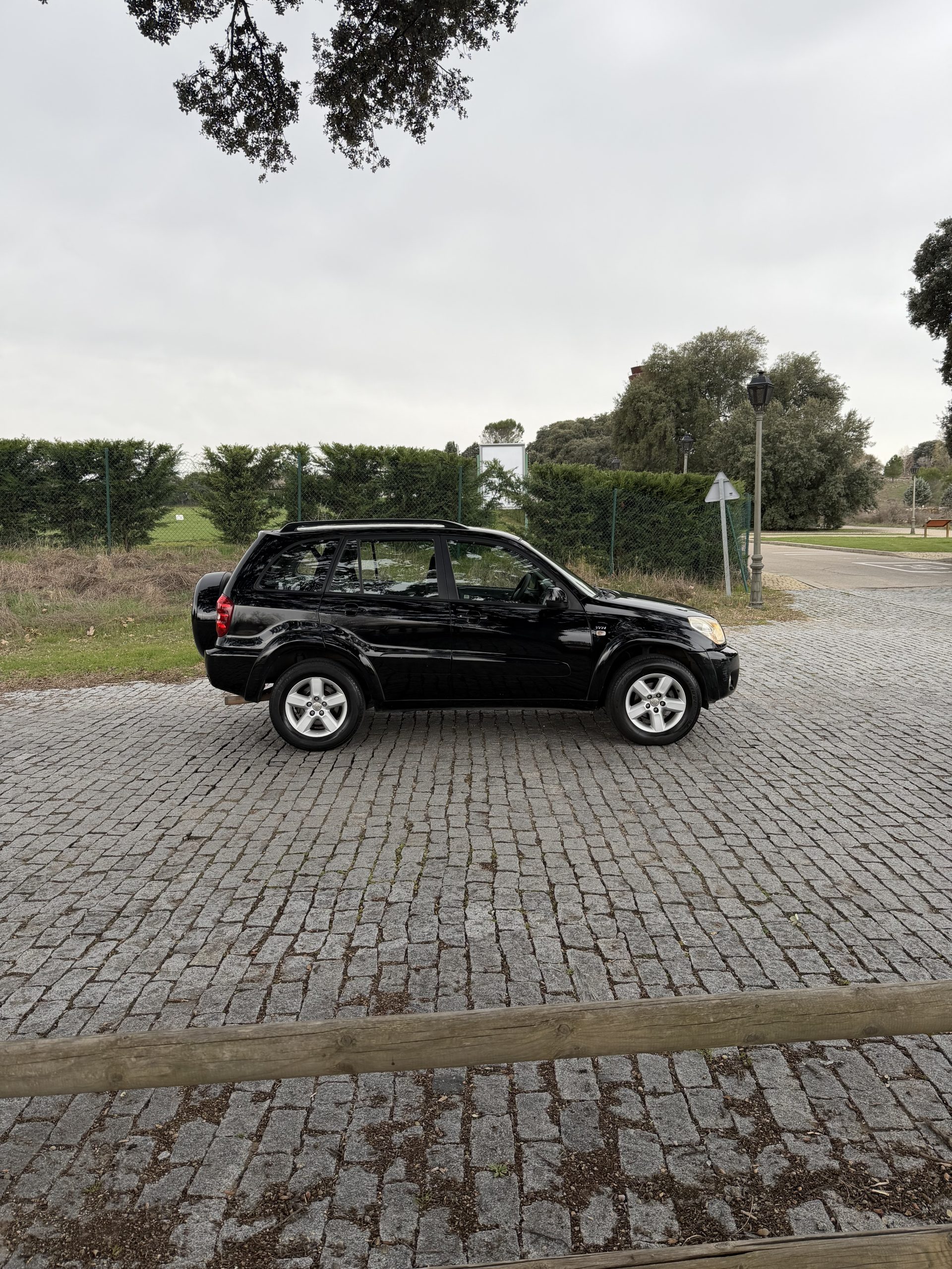 VENDIDO: TOYOTA RAV4 SOL 2.0 VVTi 150CV AUT. 4×4