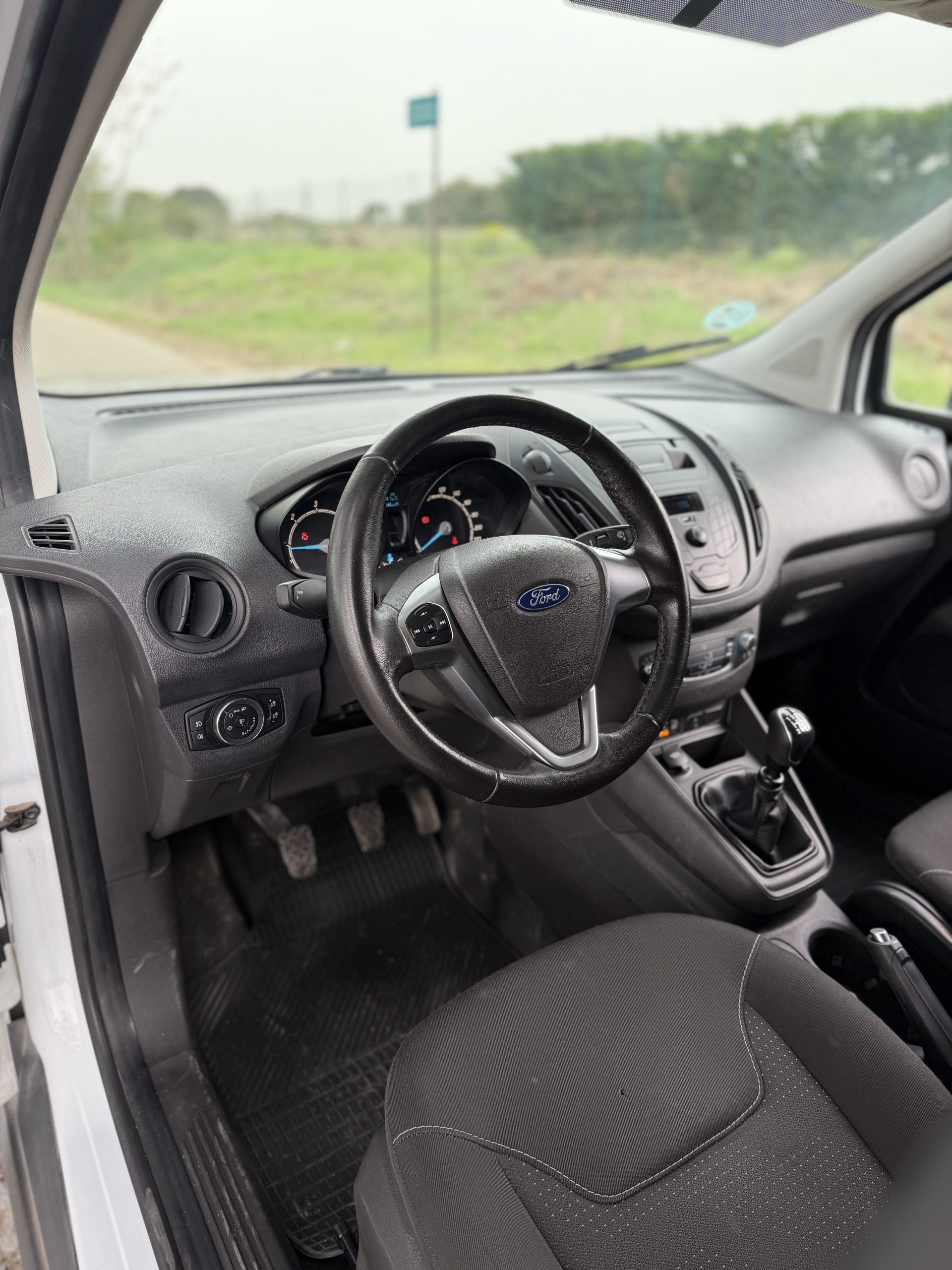FORD TRANSIT COURIER FURGÓN 1.5 TDCI 100CV