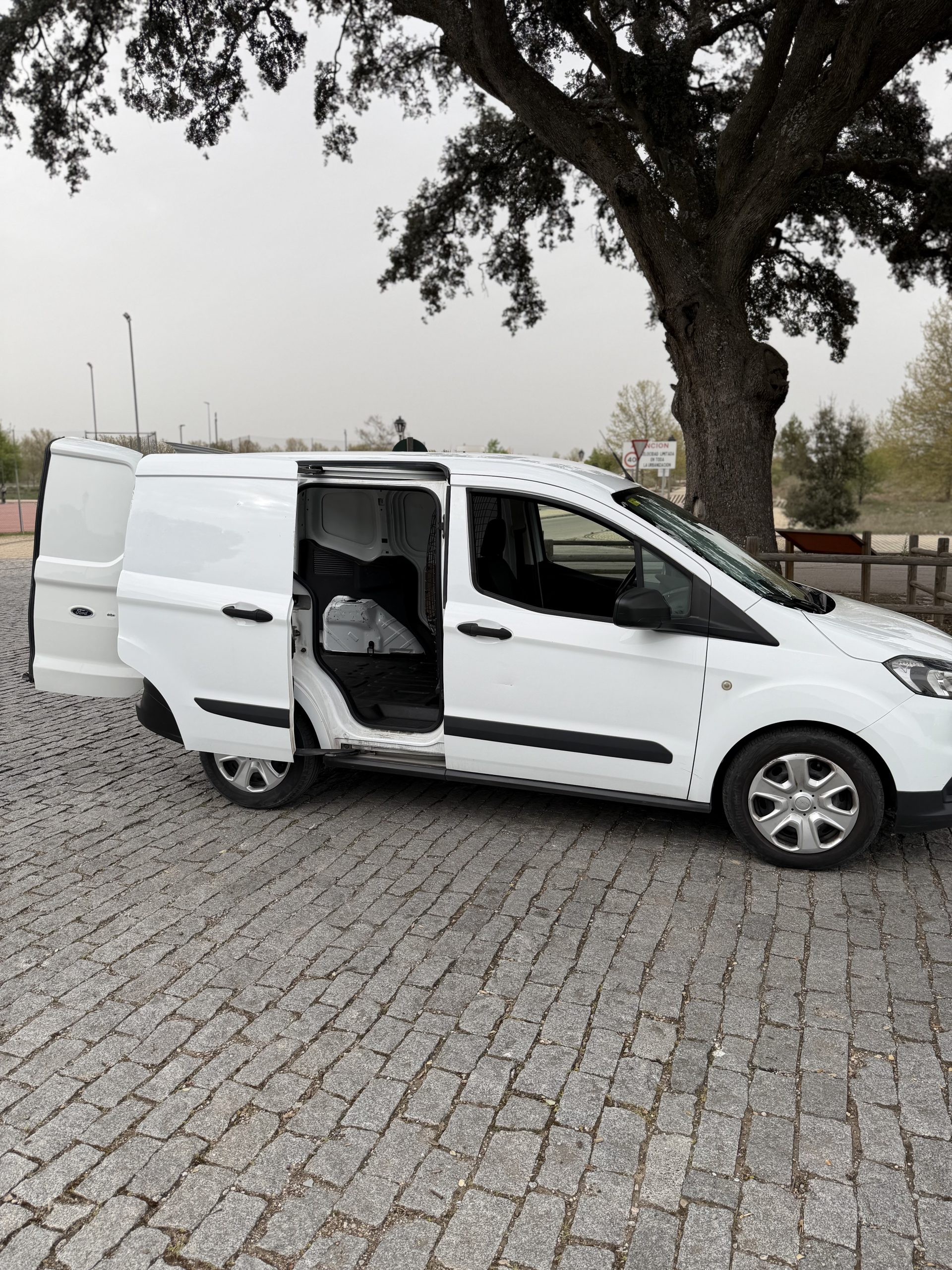 FORD TRANSIT COURIER FURGÓN 1.5 TDCI 100CV