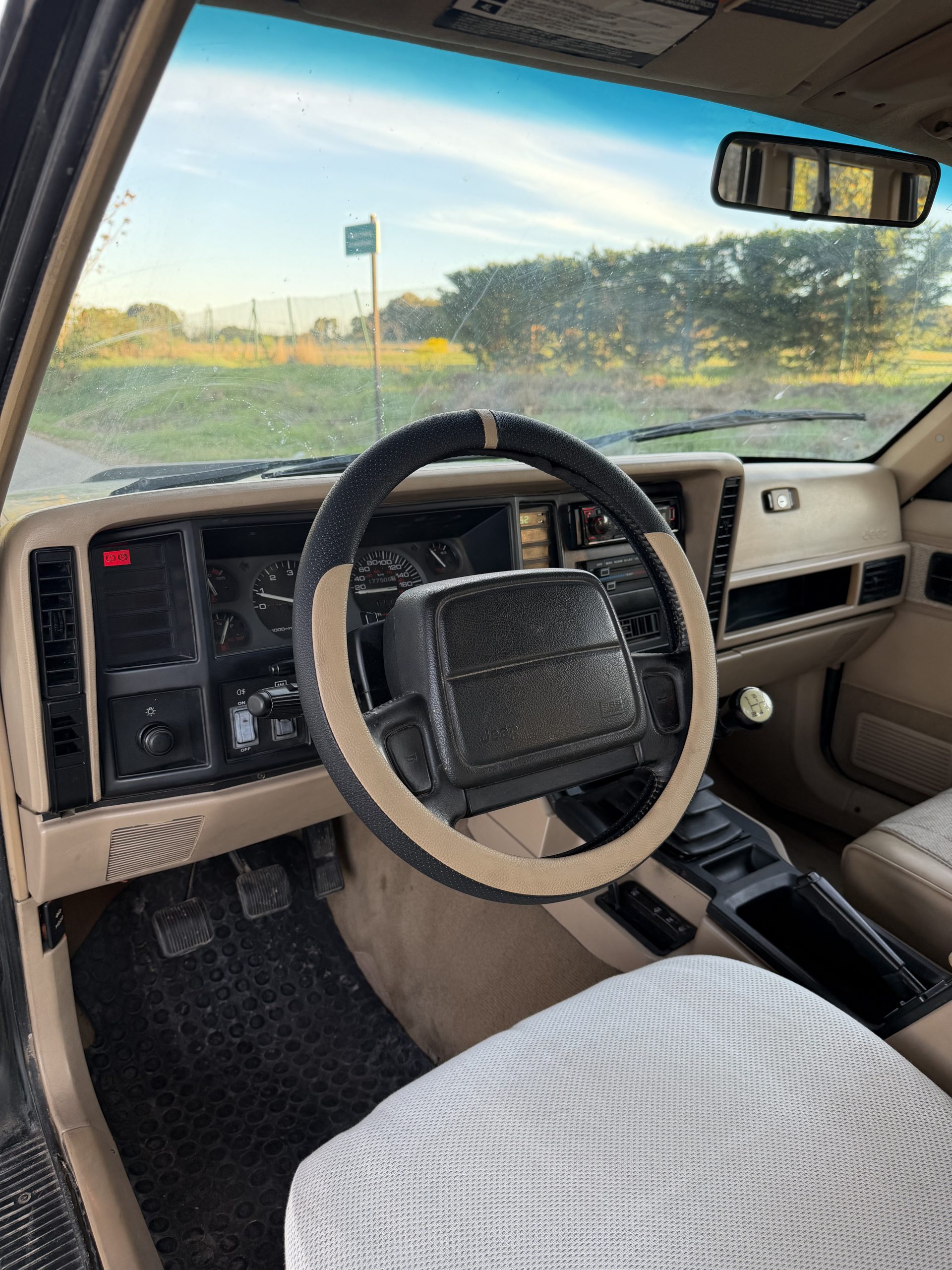 RESERVADO: JEEP CHEROKEE 2.5 TD 115CV