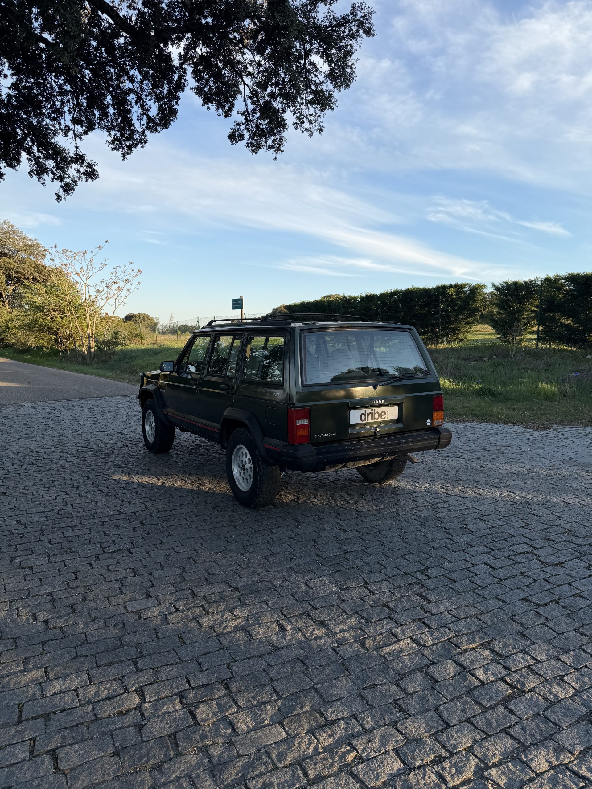 RESERVADO: JEEP CHEROKEE 2.5 TD 115CV